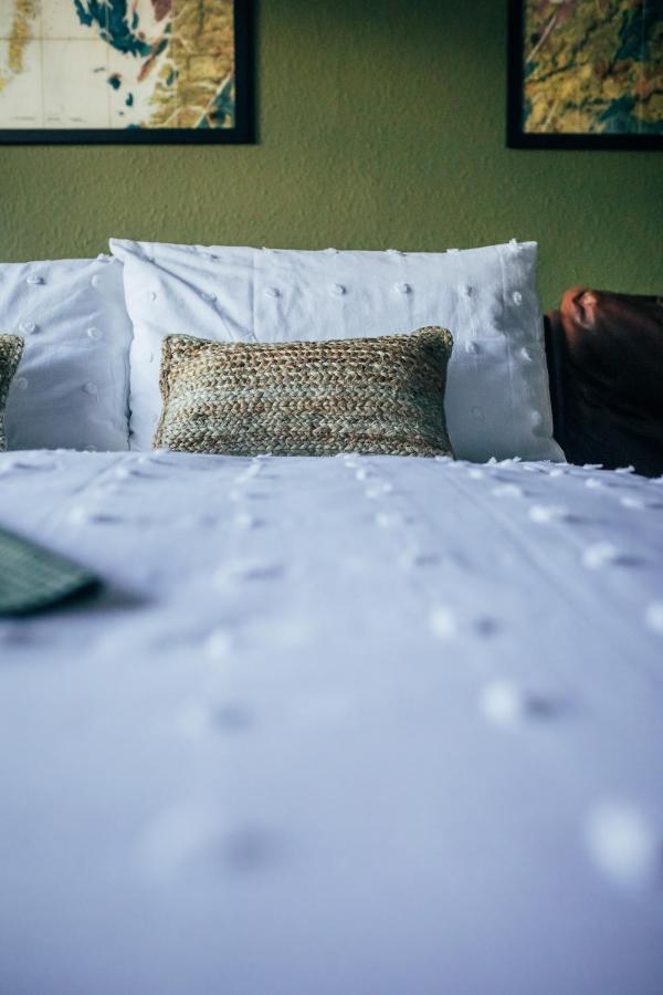 The Main Street Burrow - Your Perfect Hideaway St Boswells 外观 照片